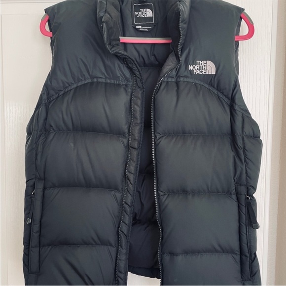The North Face Nuptse Vest - Picture 5 of 8